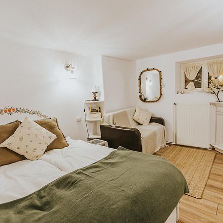 Republicii Rustic Apartament In Brasov City Center Eksteriør billede