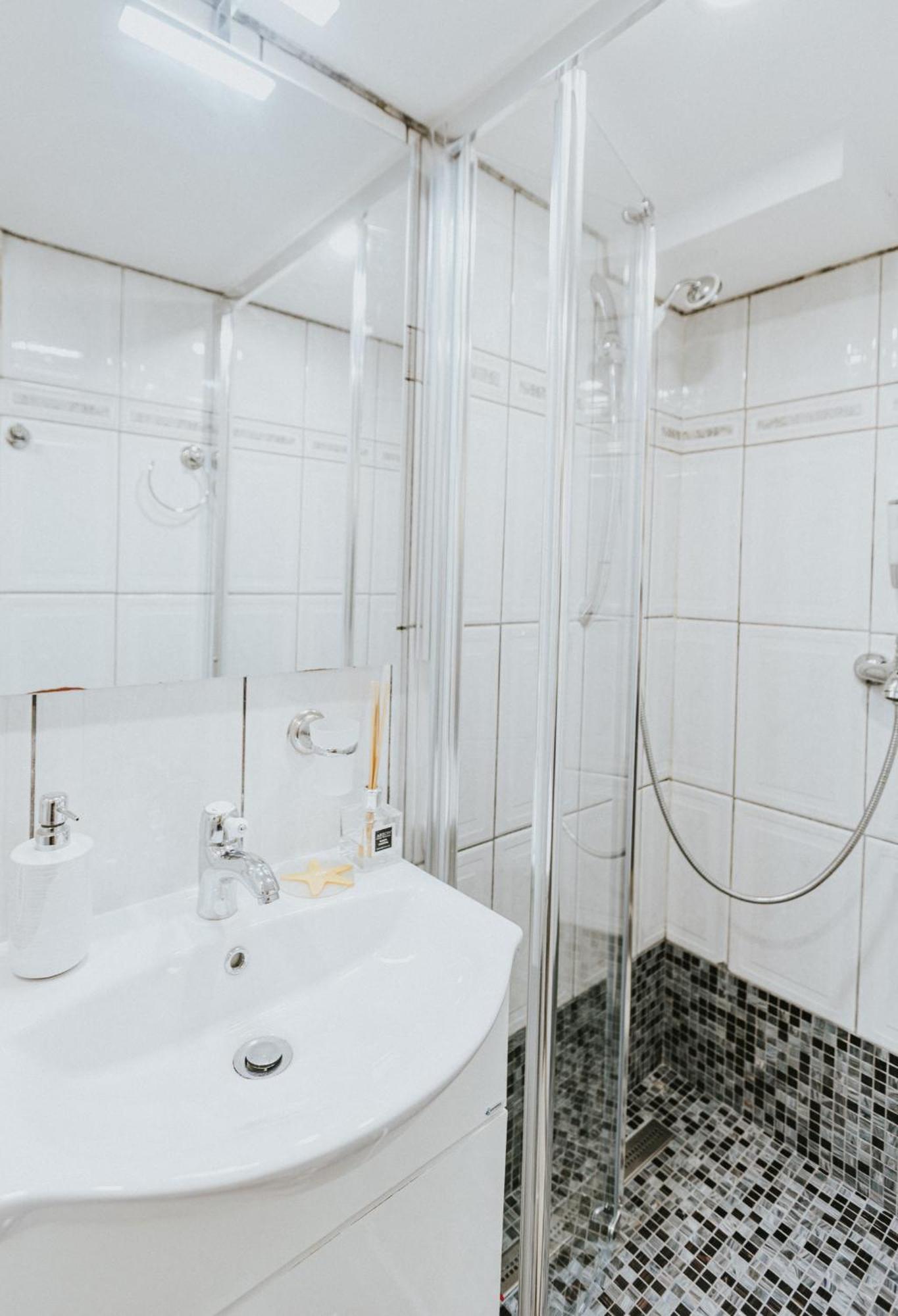 Republicii Rustic Apartament In Brasov City Center Eksteriør billede