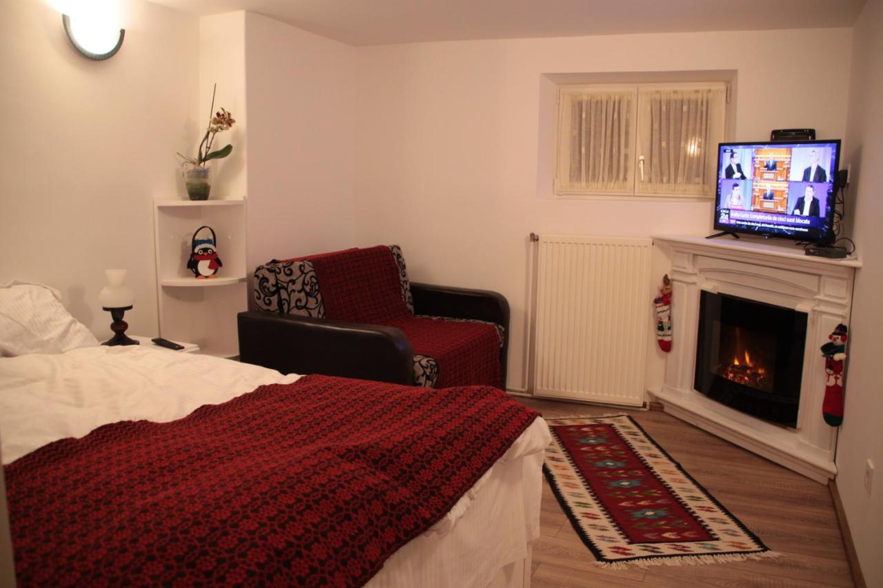Republicii Rustic Apartament In Brasov City Center Eksteriør billede