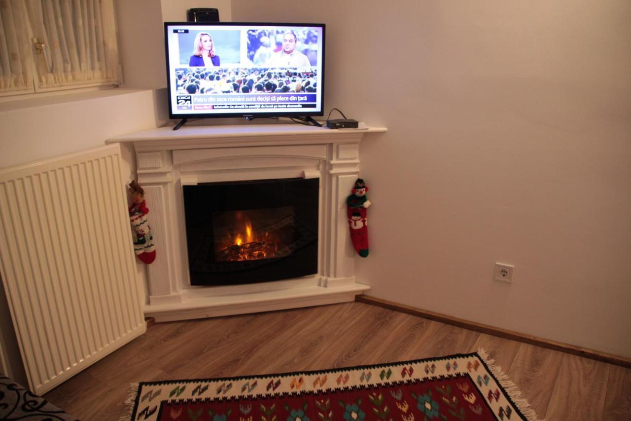 Republicii Rustic Apartament In Brasov City Center Eksteriør billede