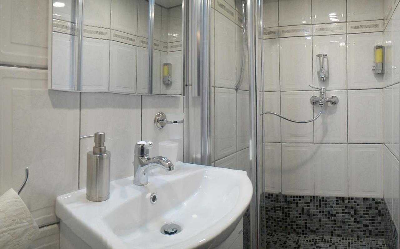 Republicii Rustic Apartament In Brasov City Center Eksteriør billede